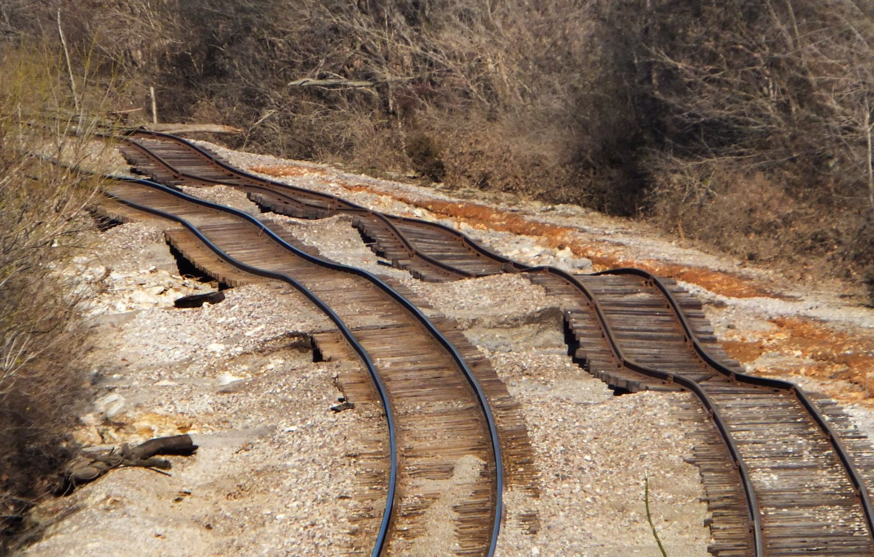 Meramec River floodwaters leave destruction in their wake